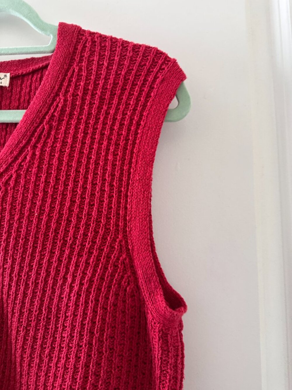 Vintage 90s Eddie Bauer Red Knit Linen Blend Sweater Vest Women's Size Medium - Picture 5 of 16